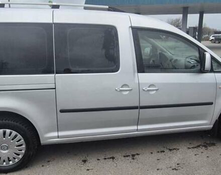 Серый Фольксваген Кадди, объемом двигателя 2 л и пробегом 300 тыс. км за 13500 $, фото 6 на Automoto.ua