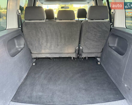 Серый Фольксваген Кадди, объемом двигателя 1.6 л и пробегом 191 тыс. км за 12200 $, фото 33 на Automoto.ua