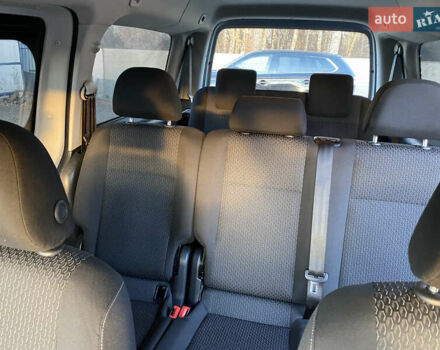 Серый Фольксваген Кадди, объемом двигателя 2 л и пробегом 214 тыс. км за 15700 $, фото 21 на Automoto.ua