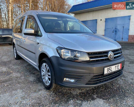 Серый Фольксваген Кадди, объемом двигателя 2 л и пробегом 214 тыс. км за 15700 $, фото 1 на Automoto.ua