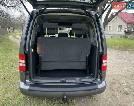 Серый Фольксваген Кадди, объемом двигателя 1.6 л и пробегом 243 тыс. км за 11950 $, фото 29 на Automoto.ua