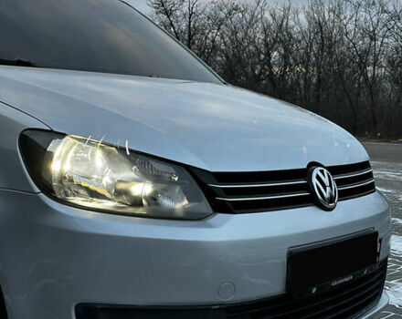 Сірий Фольксваген Кадді, об'ємом двигуна 1.6 л та пробігом 220 тис. км за 13200 $, фото 20 на Automoto.ua