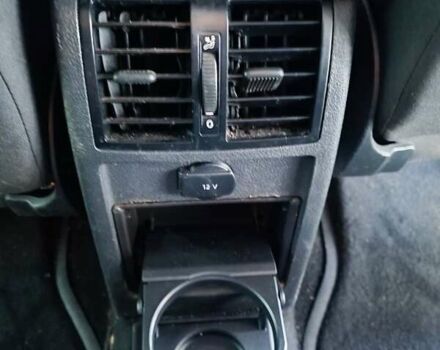 Серый Фольксваген Кадди, объемом двигателя 1.97 л и пробегом 260 тыс. км за 15000 $, фото 19 на Automoto.ua