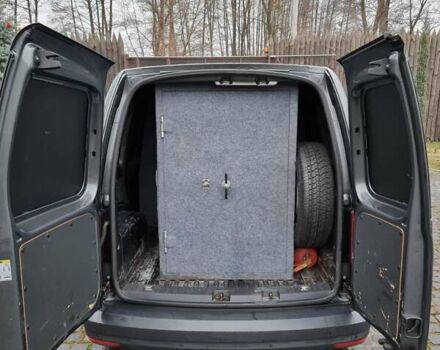 Серый Фольксваген Кадди, объемом двигателя 2 л и пробегом 215 тыс. км за 20000 $, фото 13 на Automoto.ua