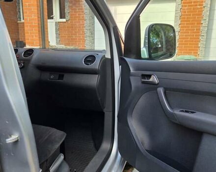 Фольксваген Кадди 2015 в Ахтырке на Automoto.ua Серый Фольксваген Кадди, объемом двигателя 1.6 л и пробегом 247 тыс. км за 12000 $, фото 10 на Automoto.ua