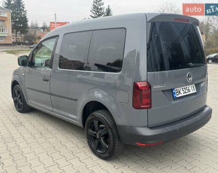 Серый Фольксваген Кадди, объемом двигателя 1.97 л и пробегом 201 тыс. км за 13700 $, фото 6 на Automoto.ua