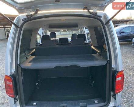 Серый Фольксваген Кадди, объемом двигателя 2 л и пробегом 214 тыс. км за 15700 $, фото 29 на Automoto.ua