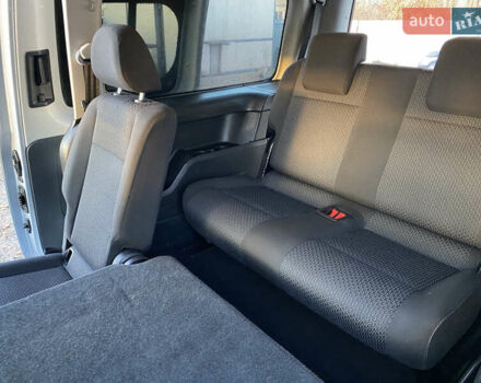 Серый Фольксваген Кадди, объемом двигателя 2 л и пробегом 214 тыс. км за 15700 $, фото 31 на Automoto.ua