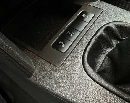 Сірий Фольксваген Кадді, об'ємом двигуна 1.6 л та пробігом 277 тис. км за 12500 $, фото 32 на Automoto.ua