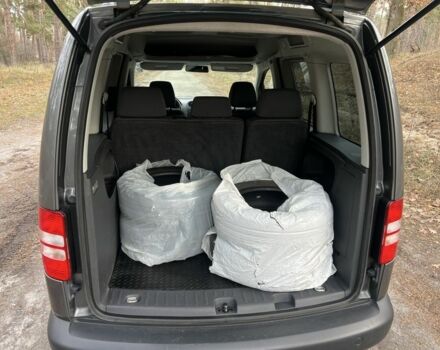 Серый Фольксваген Кадди, объемом двигателя 1.6 л и пробегом 196 тыс. км за 11300 $, фото 17 на Automoto.ua