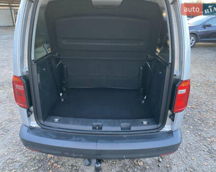 Серый Фольксваген Кадди, объемом двигателя 2 л и пробегом 214 тыс. км за 15700 $, фото 30 на Automoto.ua