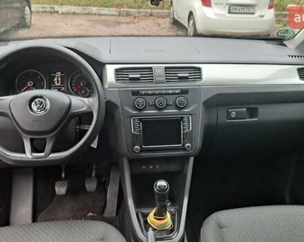 Серый Фольксваген Кадди, объемом двигателя 1.97 л и пробегом 270 тыс. км за 13600 $, фото 16 на Automoto.ua