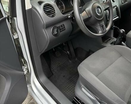 Сірий Фольксваген Кадді, об'ємом двигуна 1.6 л та пробігом 277 тис. км за 12500 $, фото 31 на Automoto.ua