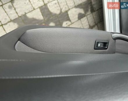 Сірий Фольксваген Кадді, об'ємом двигуна 1.6 л та пробігом 277 тис. км за 12500 $, фото 33 на Automoto.ua