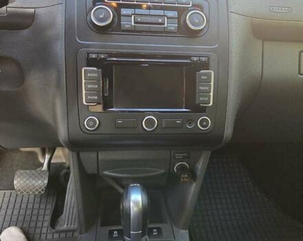 Фольксваген Кадди 2015 в Ахтырке на Automoto.ua Серый Фольксваген Кадди, объемом двигателя 1.6 л и пробегом 247 тыс. км за 12000 $, фото 3 на Automoto.ua