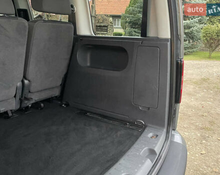 Серый Фольксваген Кадди, объемом двигателя 1.6 л и пробегом 243 тыс. км за 11950 $, фото 30 на Automoto.ua