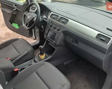 Серый Фольксваген Кадди, объемом двигателя 1.97 л и пробегом 270 тыс. км за 13600 $, фото 13 на Automoto.ua