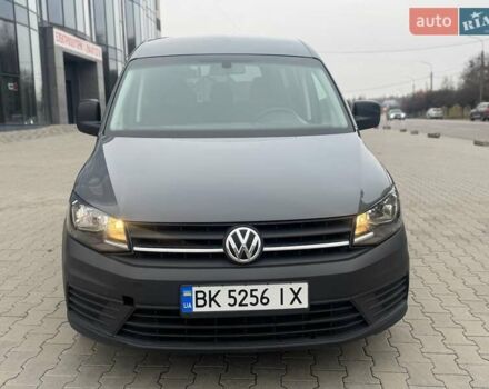 Серый Фольксваген Кадди, объемом двигателя 1.97 л и пробегом 201 тыс. км за 13700 $, фото 1 на Automoto.ua
