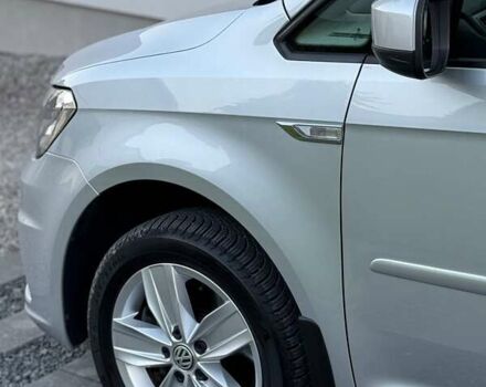 Серый Фольксваген Кадди, объемом двигателя 1.97 л и пробегом 110 тыс. км за 11000 $, фото 7 на Automoto.ua