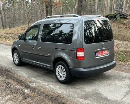 Серый Фольксваген Кадди, объемом двигателя 1.6 л и пробегом 196 тыс. км за 11300 $, фото 4 на Automoto.ua