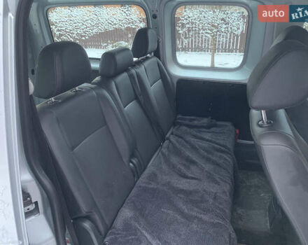 Сірий Фольксваген Кадді, об'ємом двигуна 1.97 л та пробігом 306 тис. км за 13850 $, фото 5 на Automoto.ua