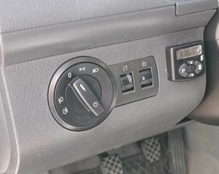 Сірий Фольксваген Кадді, об'ємом двигуна 3 л та пробігом 247 тис. км за 6740 $, фото 9 на Automoto.ua