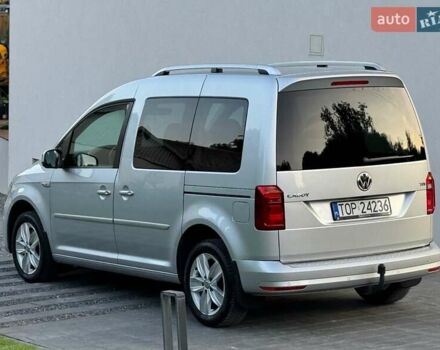 Серый Фольксваген Кадди, объемом двигателя 1.97 л и пробегом 110 тыс. км за 11000 $, фото 2 на Automoto.ua
