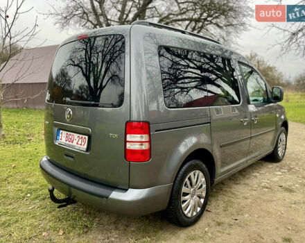 Серый Фольксваген Кадди, объемом двигателя 1.6 л и пробегом 243 тыс. км за 11950 $, фото 5 на Automoto.ua