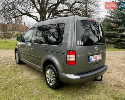 Серый Фольксваген Кадди, объемом двигателя 1.6 л и пробегом 243 тыс. км за 11950 $, фото 13 на Automoto.ua