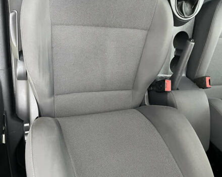 Серый Фольксваген Кадди, объемом двигателя 1.6 л и пробегом 243 тыс. км за 11950 $, фото 28 на Automoto.ua