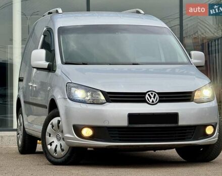 Серый Фольксваген Кадди, объемом двигателя 1.97 л и пробегом 230 тыс. км за 10800 $, фото 24 на Automoto.ua