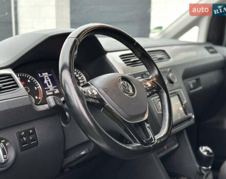 Сірий Фольксваген Кадді, об'ємом двигуна 2 л та пробігом 227 тис. км за 16450 $, фото 34 на Automoto.ua