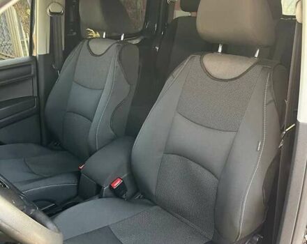 Сірий Фольксваген Кадді, об'ємом двигуна 1.97 л та пробігом 278 тис. км за 16200 $, фото 17 на Automoto.ua