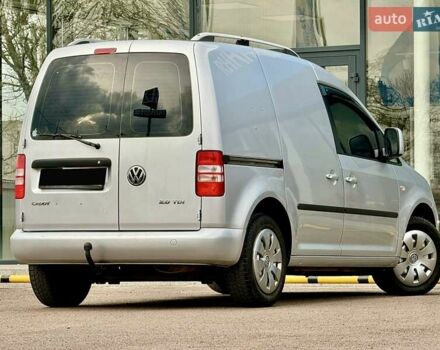 Серый Фольксваген Кадди, объемом двигателя 1.97 л и пробегом 230 тыс. км за 10800 $, фото 41 на Automoto.ua