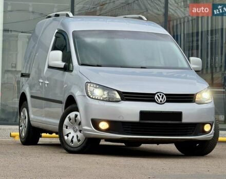 Серый Фольксваген Кадди, объемом двигателя 1.97 л и пробегом 230 тыс. км за 10800 $, фото 22 на Automoto.ua