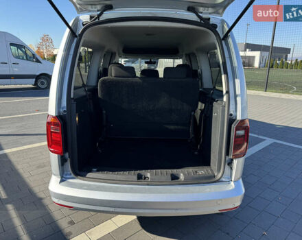 Серый Фольксваген Кадди, объемом двигателя 2 л и пробегом 274 тыс. км за 16300 $, фото 51 на Automoto.ua