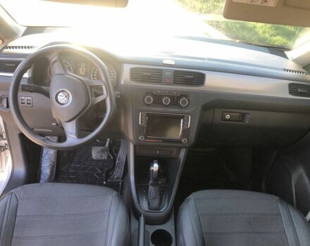 Серый Фольксваген Кадди, объемом двигателя 2 л и пробегом 290 тыс. км за 13900 $, фото 6 на Automoto.ua