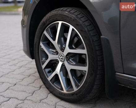 Серый Фольксваген Кадди, объемом двигателя 2 л и пробегом 231 тыс. км за 24800 $, фото 110 на Automoto.ua