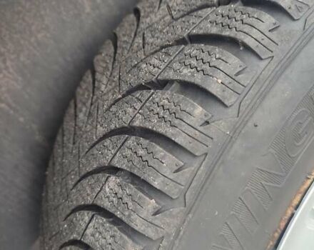 Серый Фольксваген Кадди, объемом двигателя 1.97 л и пробегом 276 тыс. км за 15000 $, фото 16 на Automoto.ua