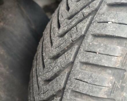 Серый Фольксваген Кадди, объемом двигателя 1.97 л и пробегом 276 тыс. км за 15000 $, фото 15 на Automoto.ua