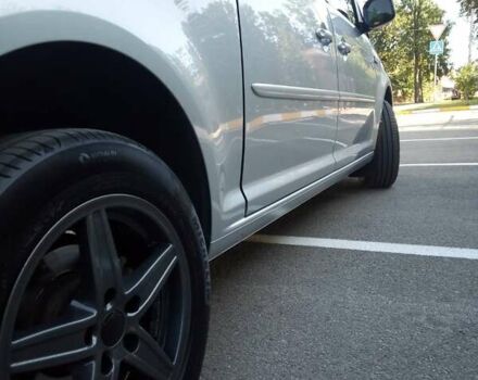 Серый Фольксваген Кадди, объемом двигателя 1.97 л и пробегом 271 тыс. км за 16500 $, фото 9 на Automoto.ua