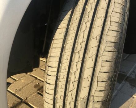 Серый Фольксваген Кадди, объемом двигателя 2 л и пробегом 290 тыс. км за 13900 $, фото 1 на Automoto.ua