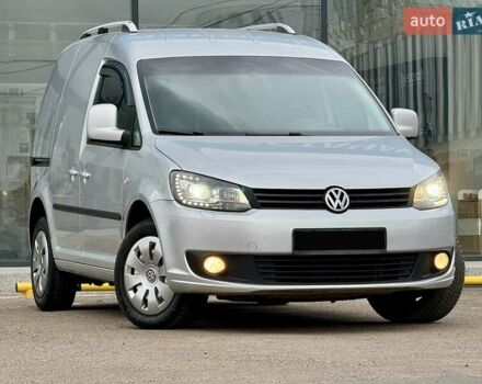 Серый Фольксваген Кадди, объемом двигателя 1.97 л и пробегом 230 тыс. км за 10800 $, фото 21 на Automoto.ua