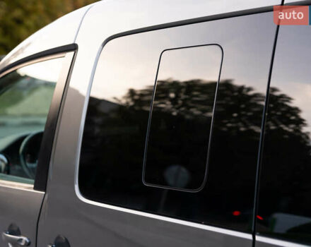 Серый Фольксваген Кадди, объемом двигателя 2 л и пробегом 231 тыс. км за 24800 $, фото 105 на Automoto.ua