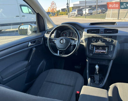 Серый Фольксваген Кадди, объемом двигателя 2 л и пробегом 274 тыс. км за 16300 $, фото 43 на Automoto.ua