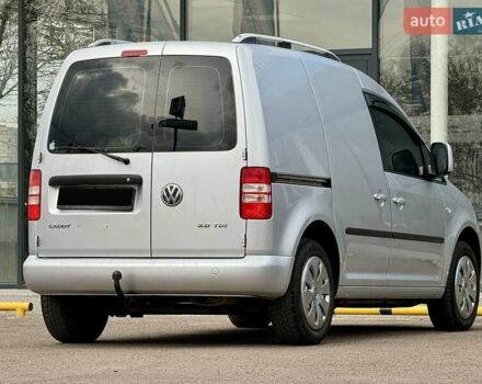 Серый Фольксваген Кадди, объемом двигателя 1.97 л и пробегом 230 тыс. км за 10800 $, фото 32 на Automoto.ua
