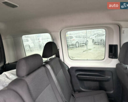 Серый Фольксваген Кадди, объемом двигателя 1.6 л и пробегом 176 тыс. км за 14700 $, фото 20 на Automoto.ua