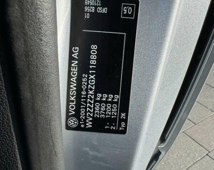 Серый Фольксваген Кадди, объемом двигателя 2 л и пробегом 274 тыс. км за 16300 $, фото 33 на Automoto.ua