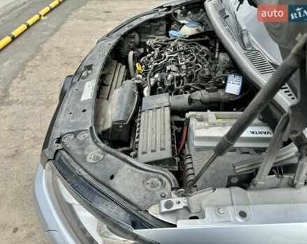 Серый Фольксваген Кадди, объемом двигателя 1.97 л и пробегом 230 тыс. км за 10800 $, фото 61 на Automoto.ua