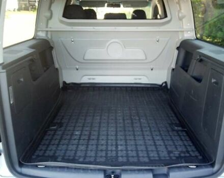 Серый Фольксваген Кадди, объемом двигателя 1.97 л и пробегом 271 тыс. км за 16500 $, фото 23 на Automoto.ua